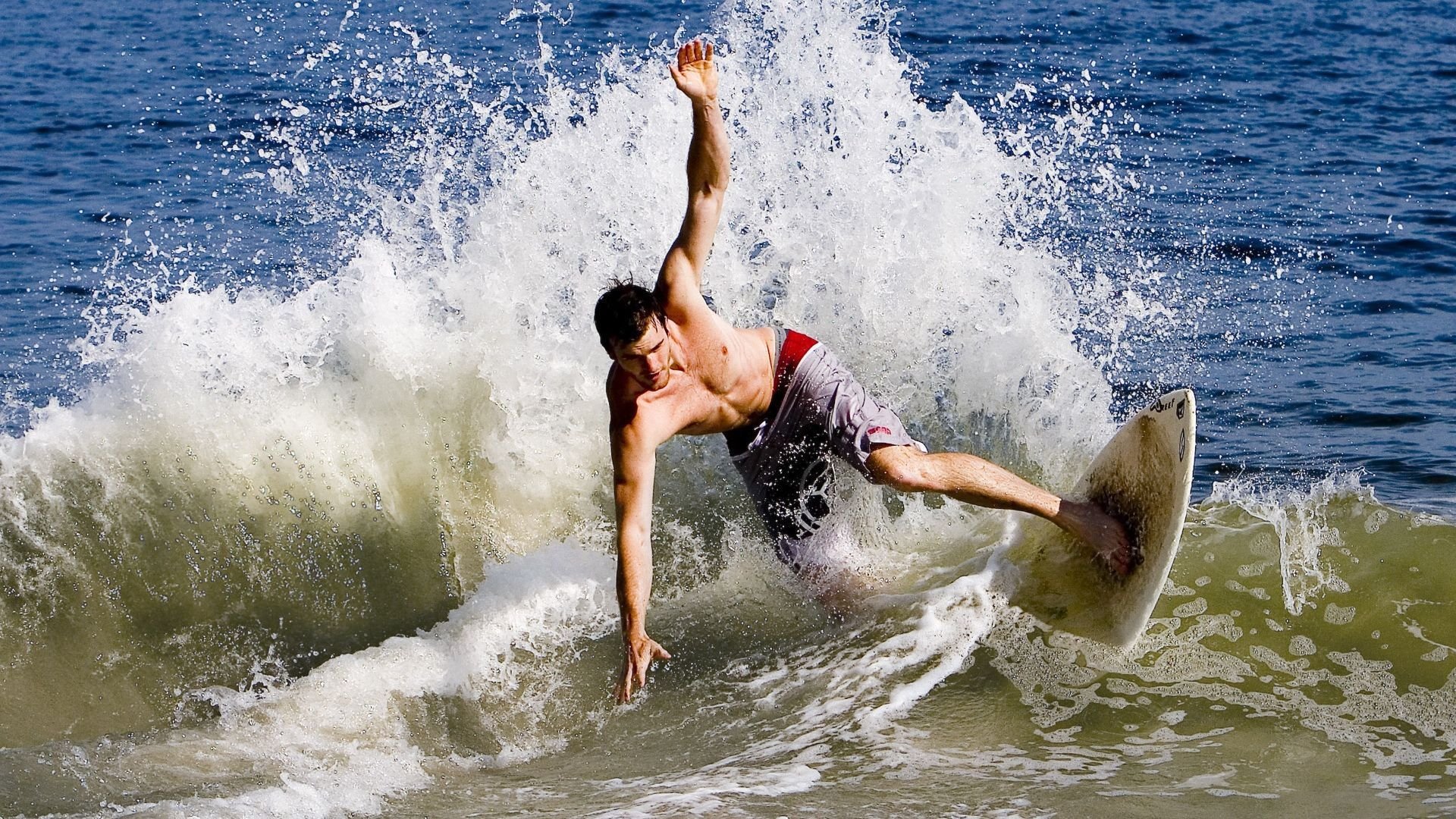 五大联赛是否形成以边中结合主导比赛思路，五大联赛说法