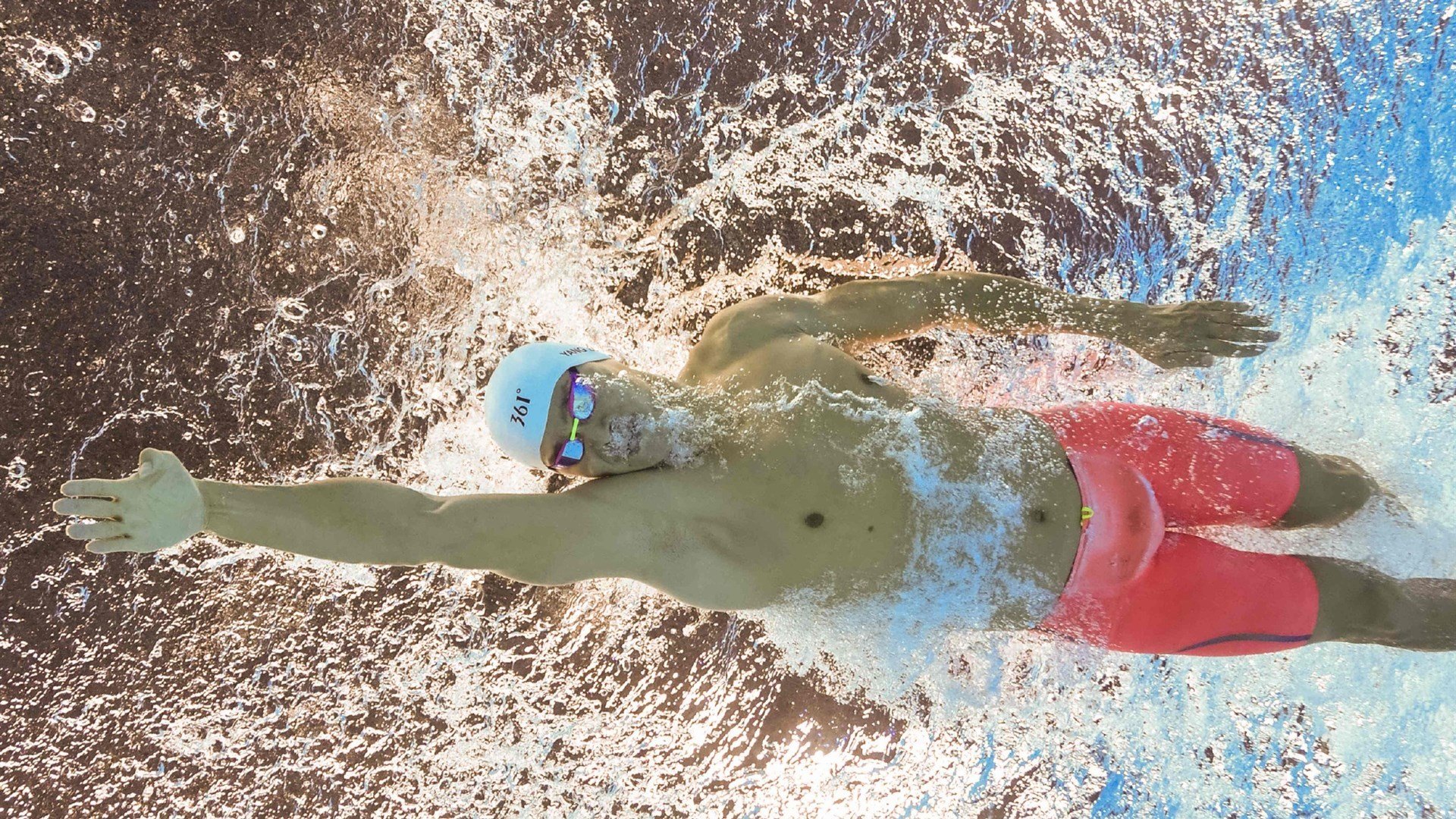 德国选手斯文·施瓦茨决赛奋力一搏,凯文施瓦茨